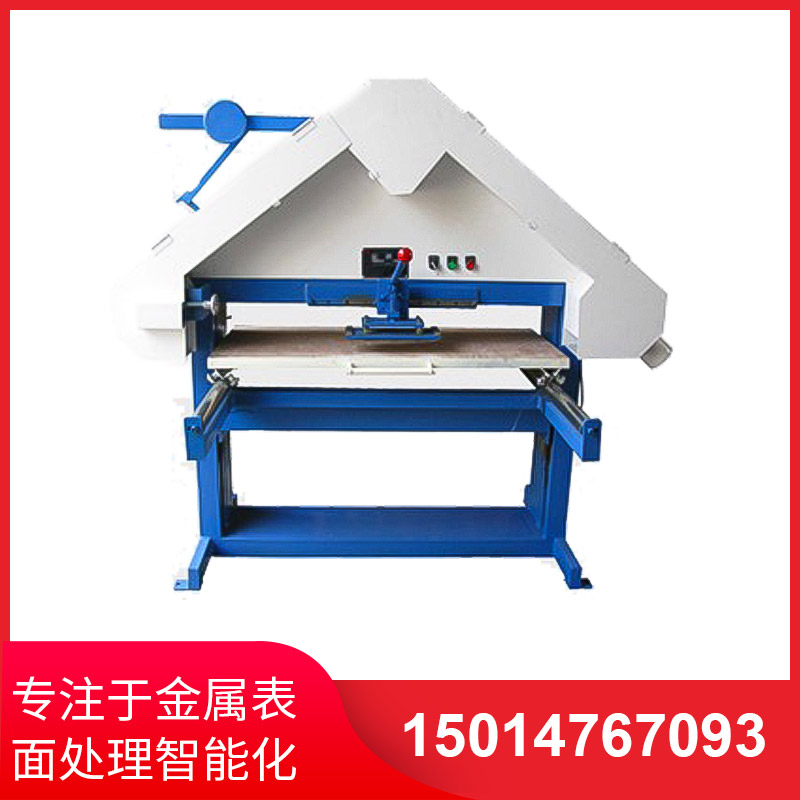 滑(hua)軌(gui)式(shi)三(san)角(jiao)拉(la)絲機