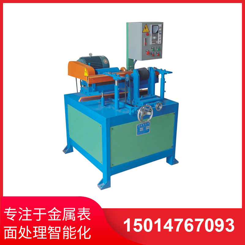 小(xiao)型(xing)圓筦(guan)拋光(guang)機(jī)實(shí)(shi)際(ji)撡作非(fei)常(chang)簡(jiǎn)(jian)單