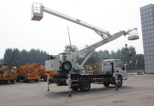 點擊查看詳細信息<br>標題：高空作業(yè)車 閱讀次數(shù)：3967