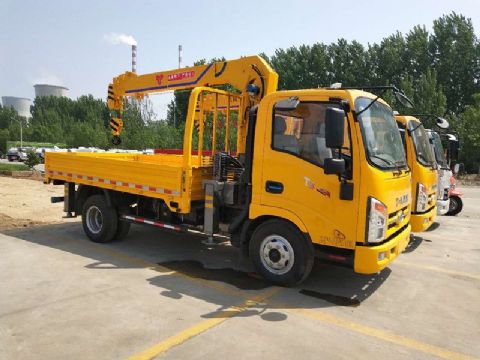 點擊查看詳細信息<br>標題：4噸唐駿隨車吊 閱讀次數(shù)：2334